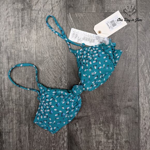 Billabong Knotted Triangle Bikini Top Swimsuit Size S - Picture 3 of 4